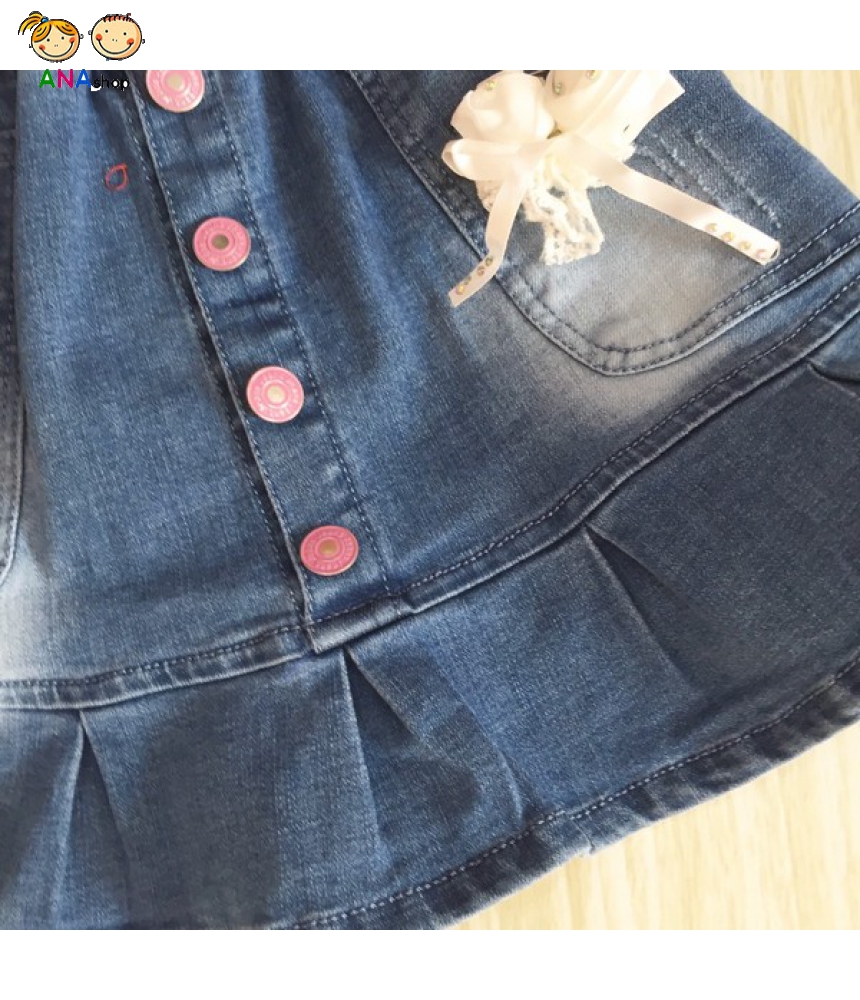 2763135 - S17-25kg, váy jean, mác Kids jean, cài hoa hồng trắng, viền bèo